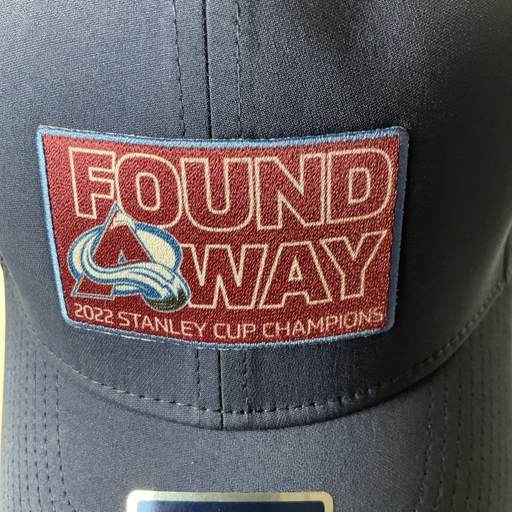 Colorado Avalanche 2022 Stanley Cup Champion Fanatics Stretch Fit M/L Fitted Hat - Picture 2 of 10